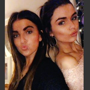 Meet your Posher, Deirdre